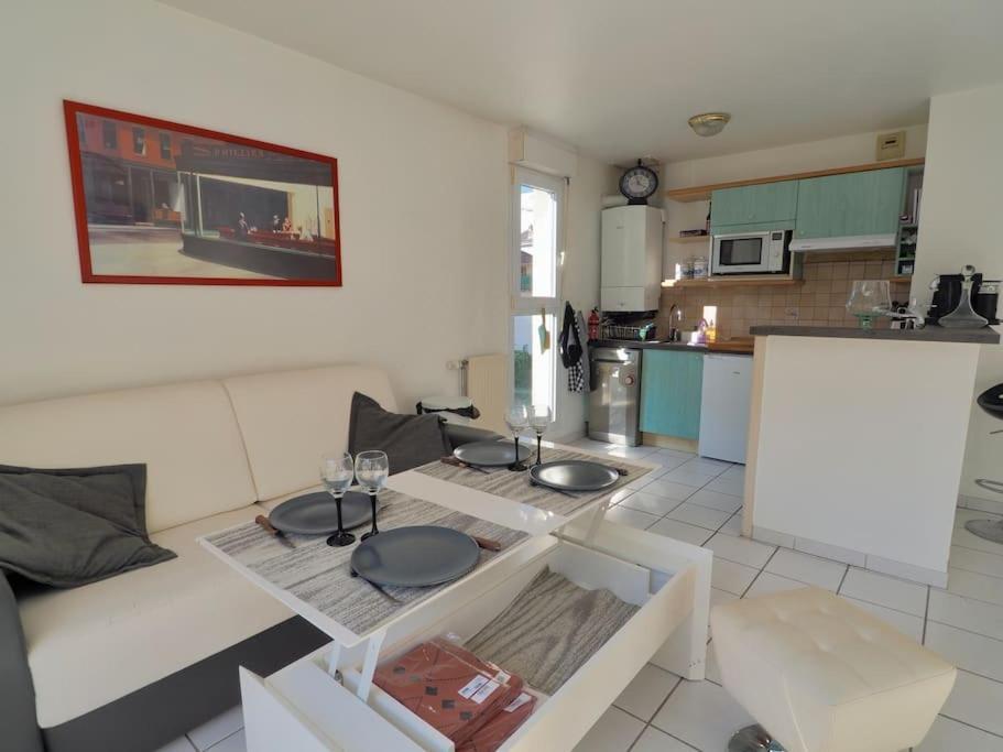 Centre Avec Terrasse Et Box Prive Apartment Aix-les-Bains
